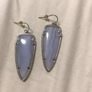 Kendra Scott Skylar Arrowhead Earrings- Blue Agate
